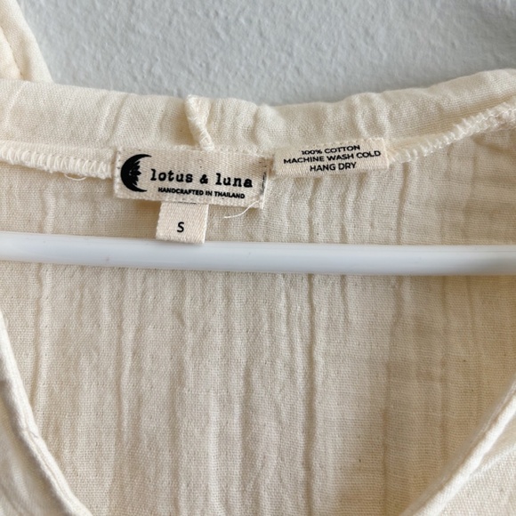 Lotus & Luna Cream Baja Pullover - NWOT - Picture 3 of 8